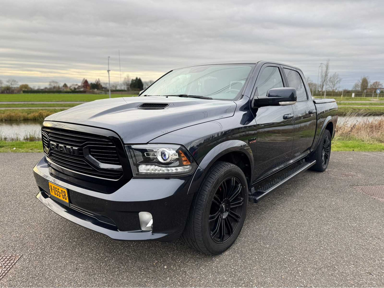 DODGE - RAM 1500 SPORT - 5.7 V8 QC - COMMERCIAL VEHICLE - Autoutilitară: Foto 1 DODGE - RAM 1500 SPORT - 5.7 V8 QC - COMMERCIAL VEHICLE - Autoutilitară: Foto 1