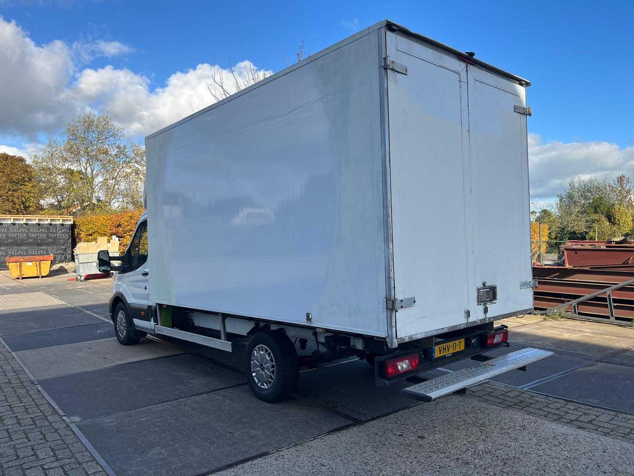 FORD TRANSIT 350 2.0 TDCI L4H1 TREND VAN | VHV-11-T - Autoutilitară: Foto 4 FORD TRANSIT 350 2.0 TDCI L4H1 TREND VAN | VHV-11-T - Autoutilitară: Foto 4