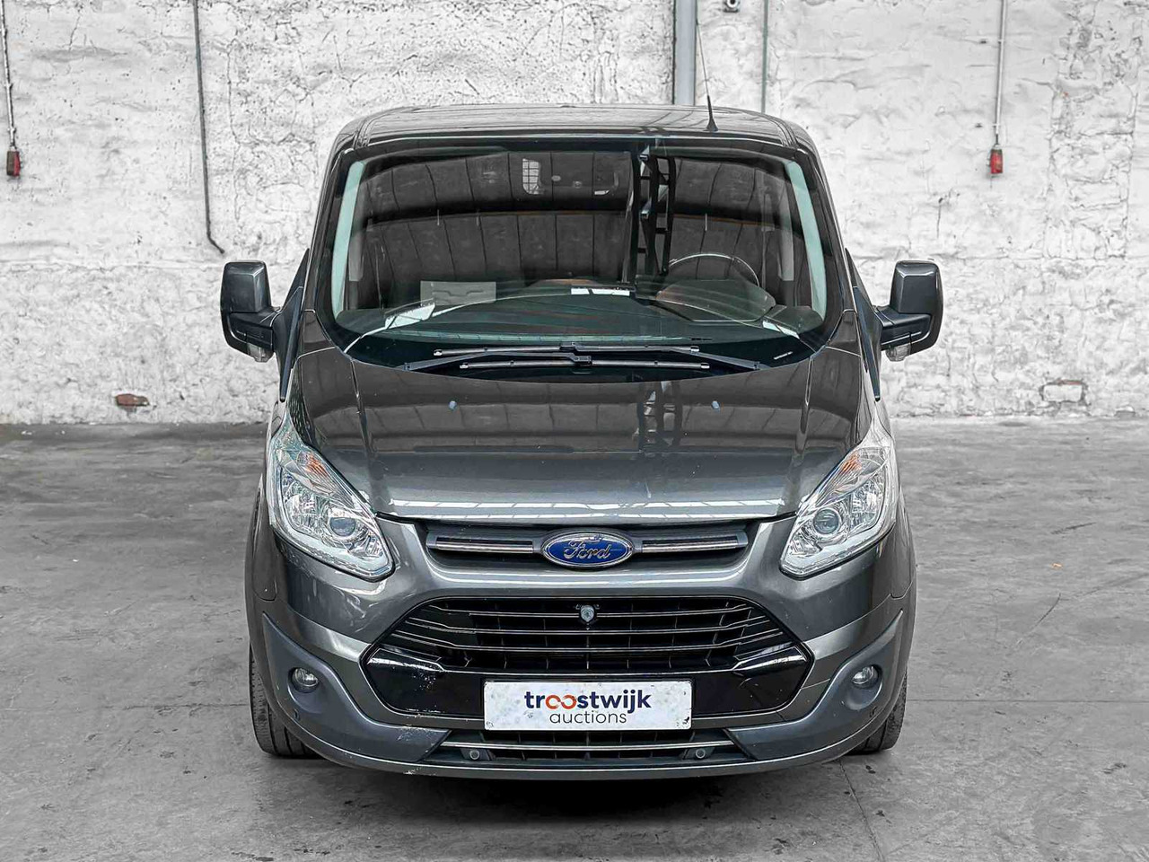 FORD TRANSIT CUSTOM 290 2.0 TDCI L2H1LDC DOUBLE CAB 170HP 2017, V-477-HZ - Autoutilitară: Foto 4 FORD TRANSIT CUSTOM 290 2.0 TDCI L2H1LDC DOUBLE CAB 170HP 2017, V-477-HZ - Autoutilitară: Foto 4