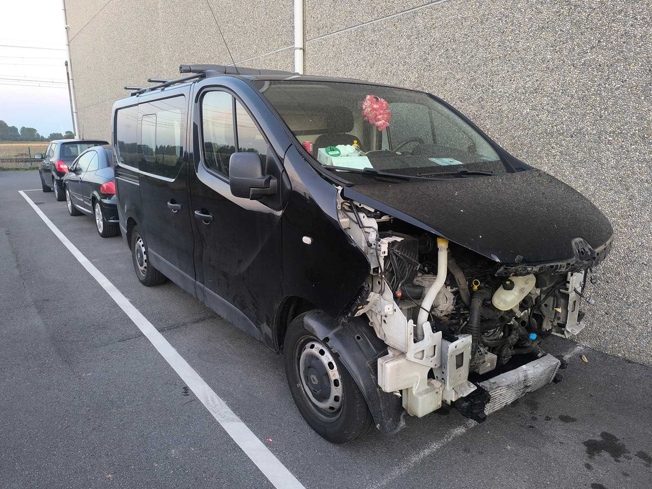 RENAULT TRAFIC 1.6 DCI | 2016 | 103,699 KM | DIESEL | - Autoutilitară: Foto 4 RENAULT TRAFIC 1.6 DCI | 2016 | 103,699 KM | DIESEL | - Autoutilitară: Foto 4