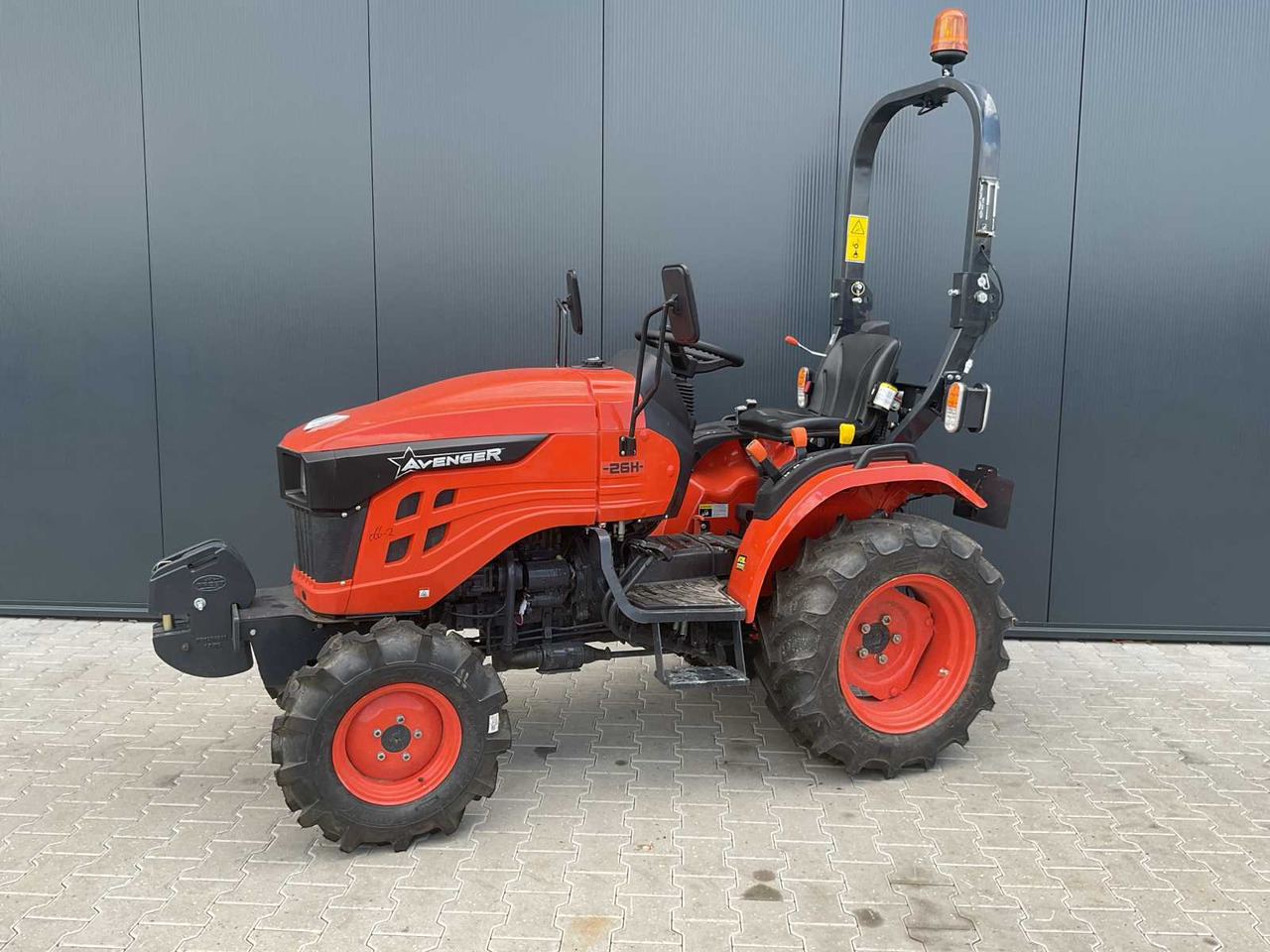 Avenger - Tractor mic: Foto 1 Avenger - Tractor mic: Foto 1