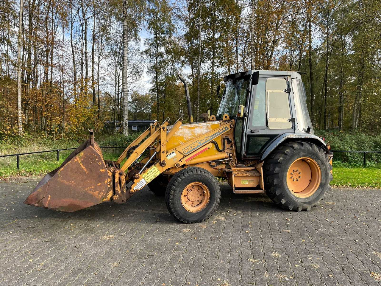 CASE - 1995 - 580 SK TURBO - BACKHOE LOADER - Buldoexcavator: Foto 2 CASE - 1995 - 580 SK TURBO - BACKHOE LOADER - Buldoexcavator: Foto 2