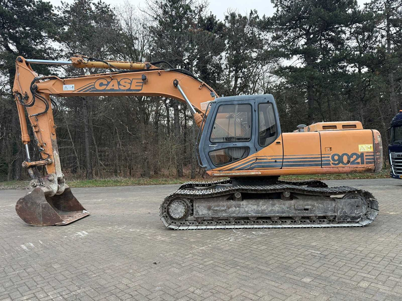 CASE - 9021 - 8070 HOURS - INCL. QUICK COUPLER AND BUCKET - CRAWLER EXCAVATOR - Excavator: Foto 1 CASE - 9021 - 8070 HOURS - INCL. QUICK COUPLER AND BUCKET - CRAWLER EXCAVATOR - Excavator: Foto 1