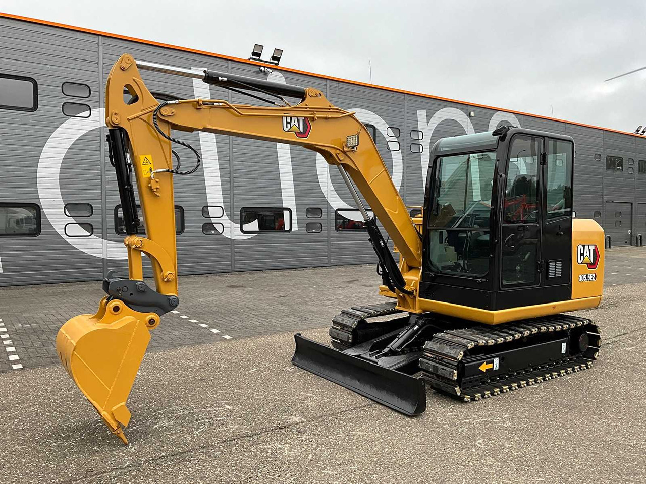 CAT 305.5E2 - Excavator pe şenile: Foto 1 CAT 305.5E2 - Excavator pe şenile: Foto 1