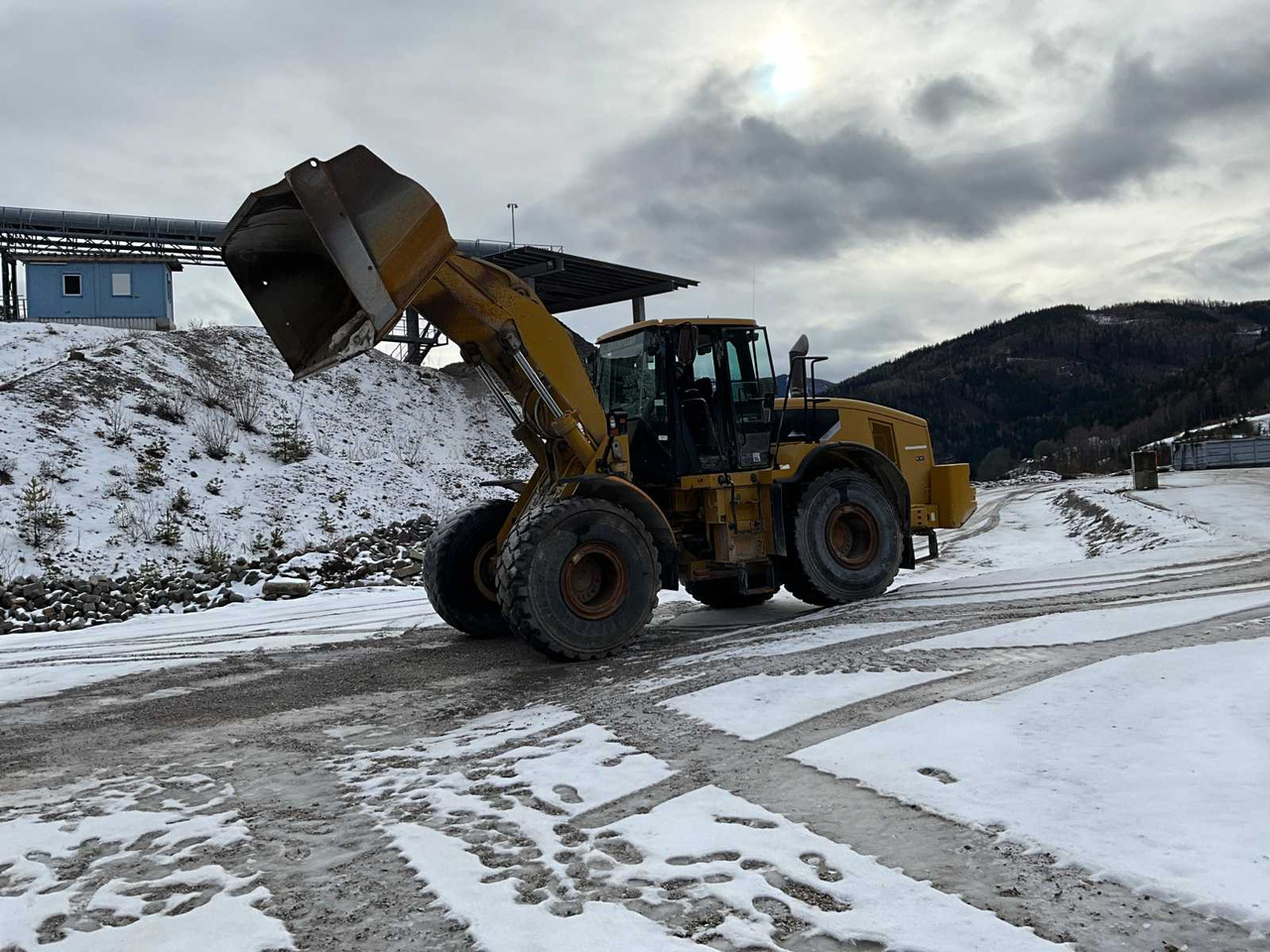 CAT 972H - Încărcător frontal pe pneuri: Foto 3 CAT 972H - Încărcător frontal pe pneuri: Foto 3