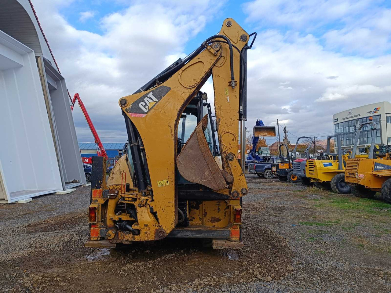 CATERPILLAR BACKHOE LOADER - Buldoexcavator: Foto 2 CATERPILLAR BACKHOE LOADER - Buldoexcavator: Foto 2