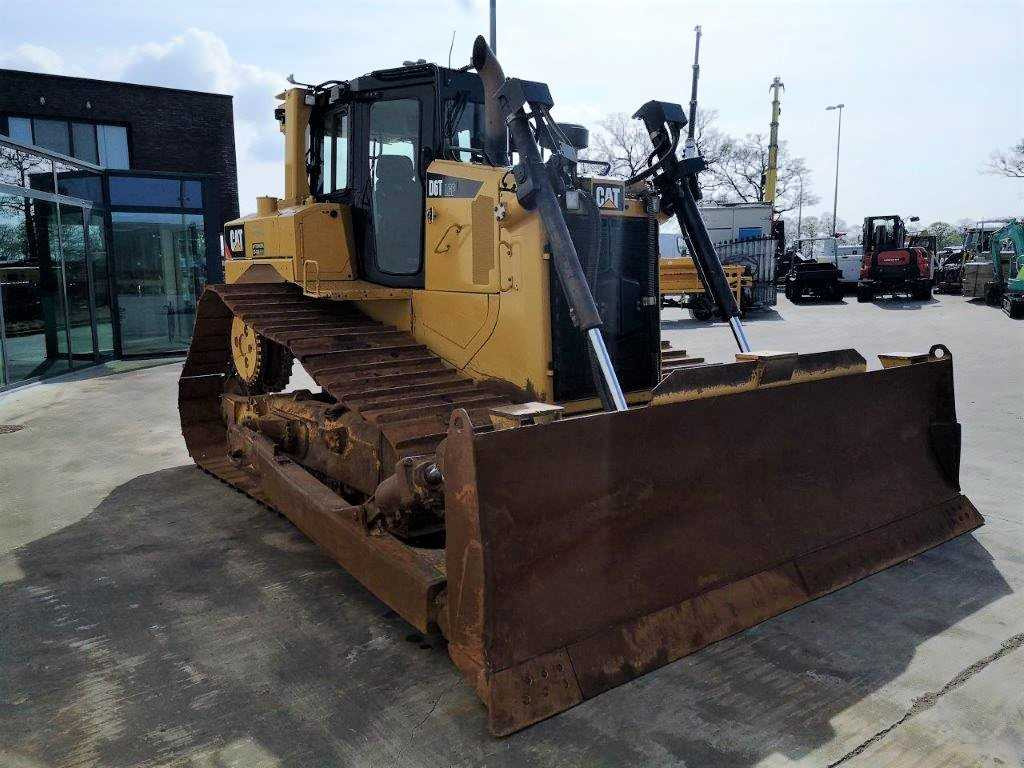 CATERPILLAR D6T LGP - Buldozer: Foto 4 CATERPILLAR D6T LGP - Buldozer: Foto 4