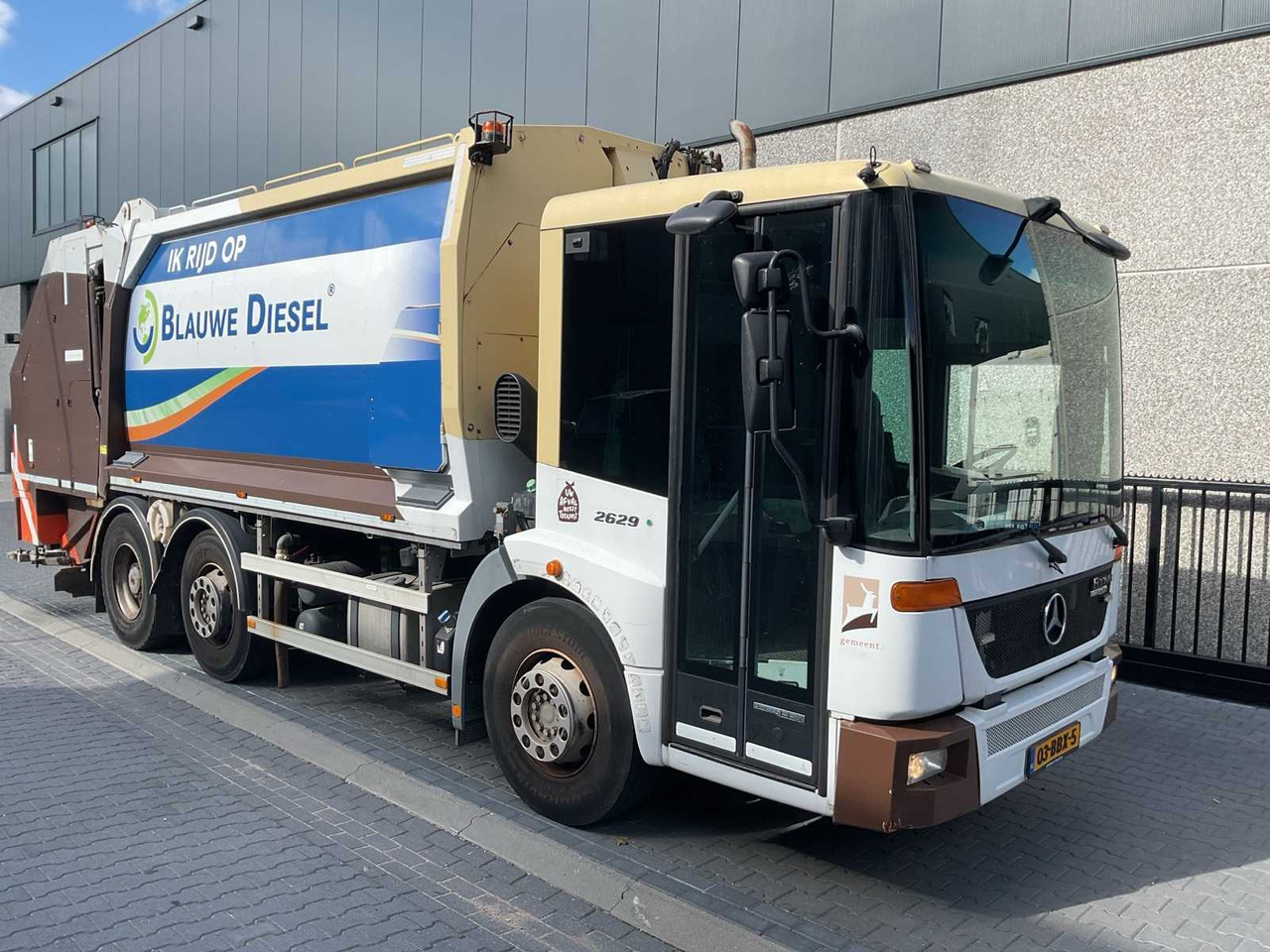 2013 MERCEDES-BENZ GARBAGE TRUCK GARBAGE TRUCK - Camion: Foto 3 2013 MERCEDES-BENZ GARBAGE TRUCK GARBAGE TRUCK - Camion: Foto 3