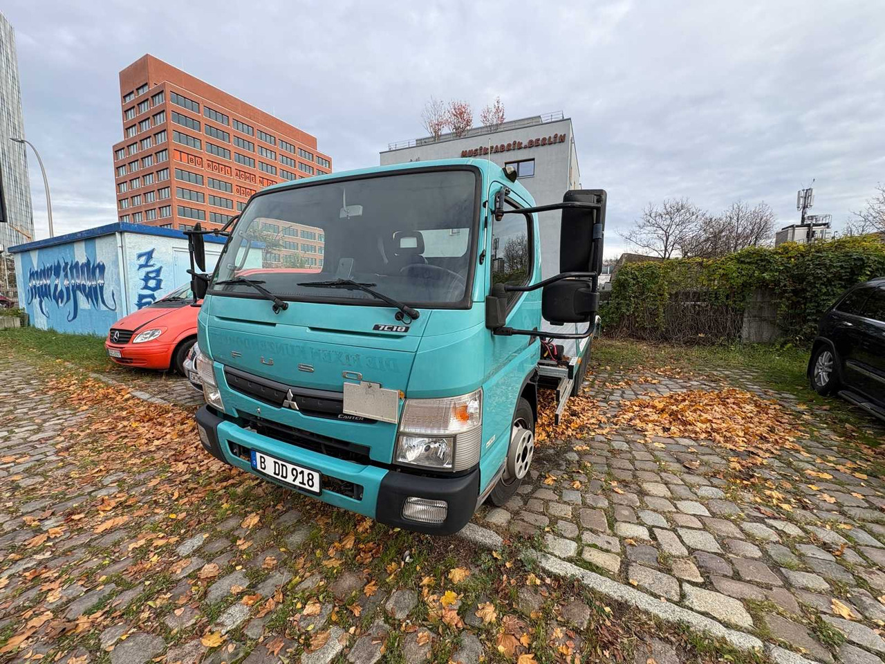 MITSUBISHI FUSO CANTER 7C18 – 7.5 T – EURO 6 – TOW TRUCK WITH PLATFORM – 136,000 KM - Camion: Foto 1 MITSUBISHI FUSO CANTER 7C18 – 7.5 T – EURO 6 – TOW TRUCK WITH PLATFORM – 136,000 KM - Camion: Foto 1