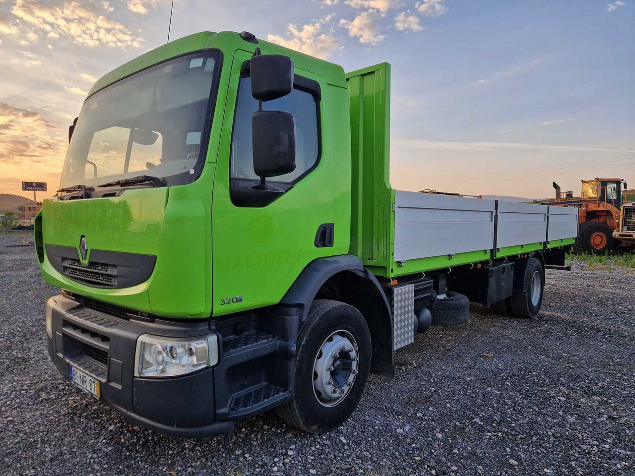 RENAULT 320 DXI TRUCK - 2007 - Camion: Foto 3 RENAULT 320 DXI TRUCK - 2007 - Camion: Foto 3