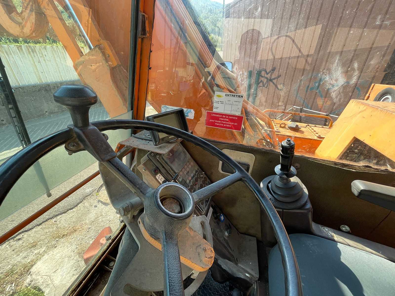 Excavator pe roţi Case 688P: Foto 31