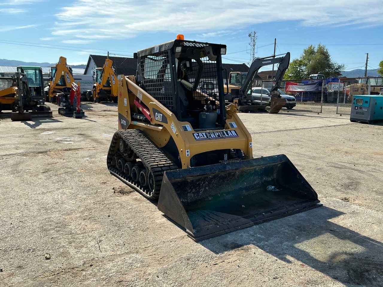 Caterpillar 247B - Mini încărcător: Foto 1 Caterpillar 247B - Mini încărcător: Foto 1