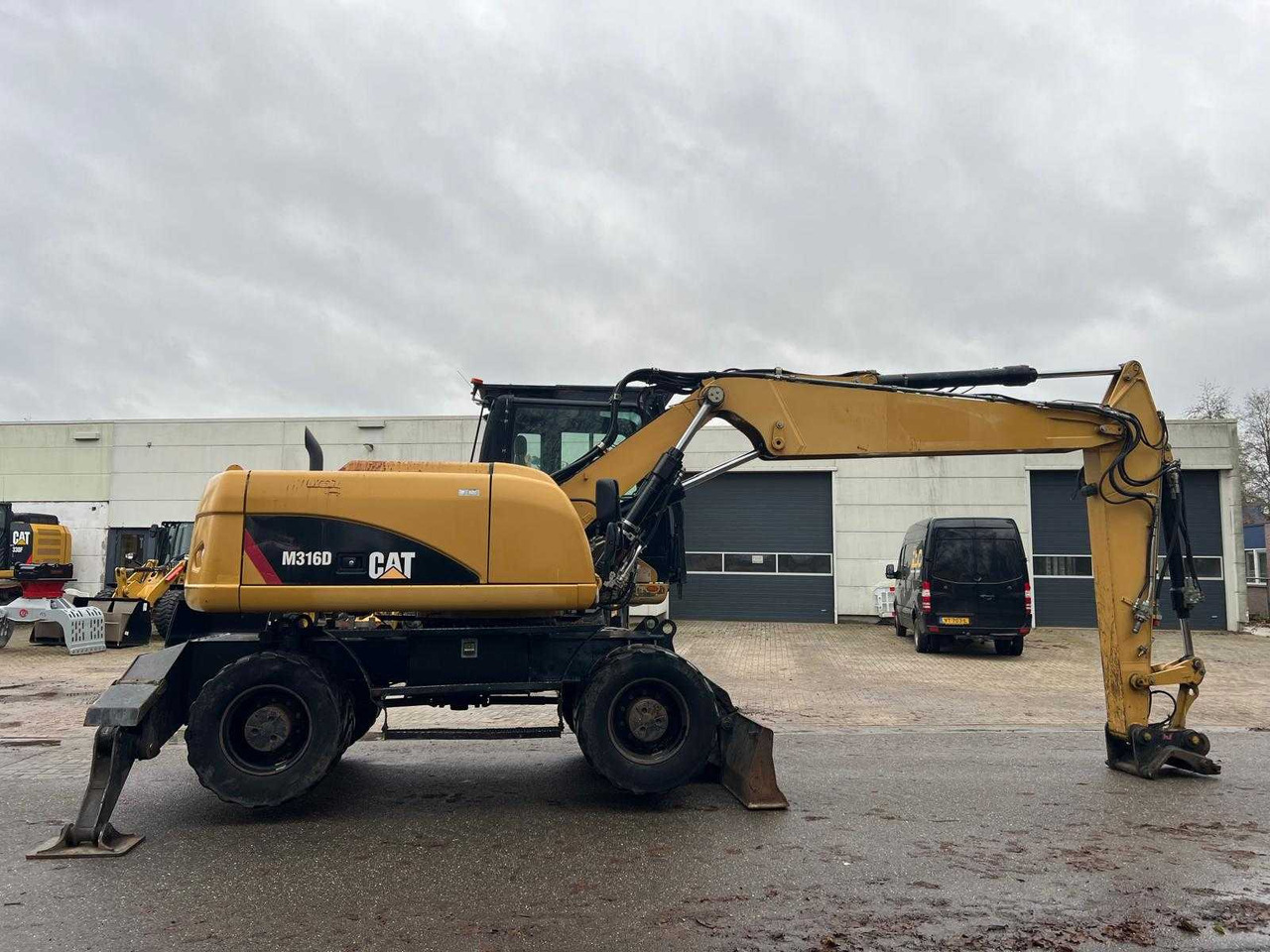 Caterpillar M316D - Excavator pe roţi: Foto 4 Caterpillar M316D - Excavator pe roţi: Foto 4