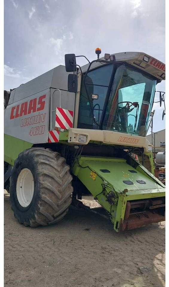 Claas Lexion 460 - Combină de recoltat cereale: Foto 4 Claas Lexion 460 - Combină de recoltat cereale: Foto 4