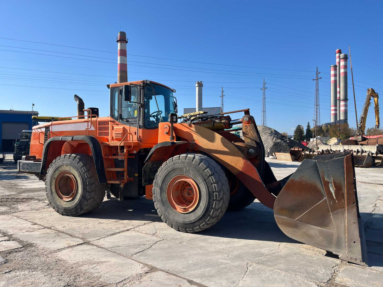 DOOSAN - DL450 - WHEEL LOADER - Încărcător frontal pe pneuri: Foto 4 DOOSAN - DL450 - WHEEL LOADER - Încărcător frontal pe pneuri: Foto 4