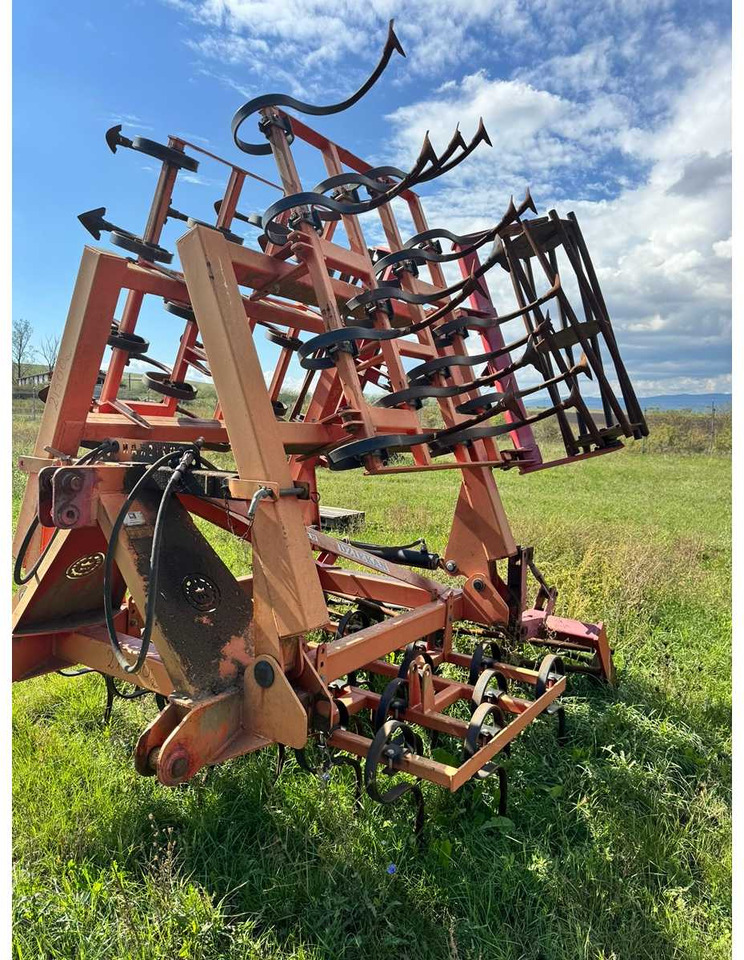 DZIEKAN AGREGAT UPRAWOWY HERCULES AUH52H - Cultivator: Foto 5 DZIEKAN AGREGAT UPRAWOWY HERCULES AUH52H - Cultivator: Foto 5