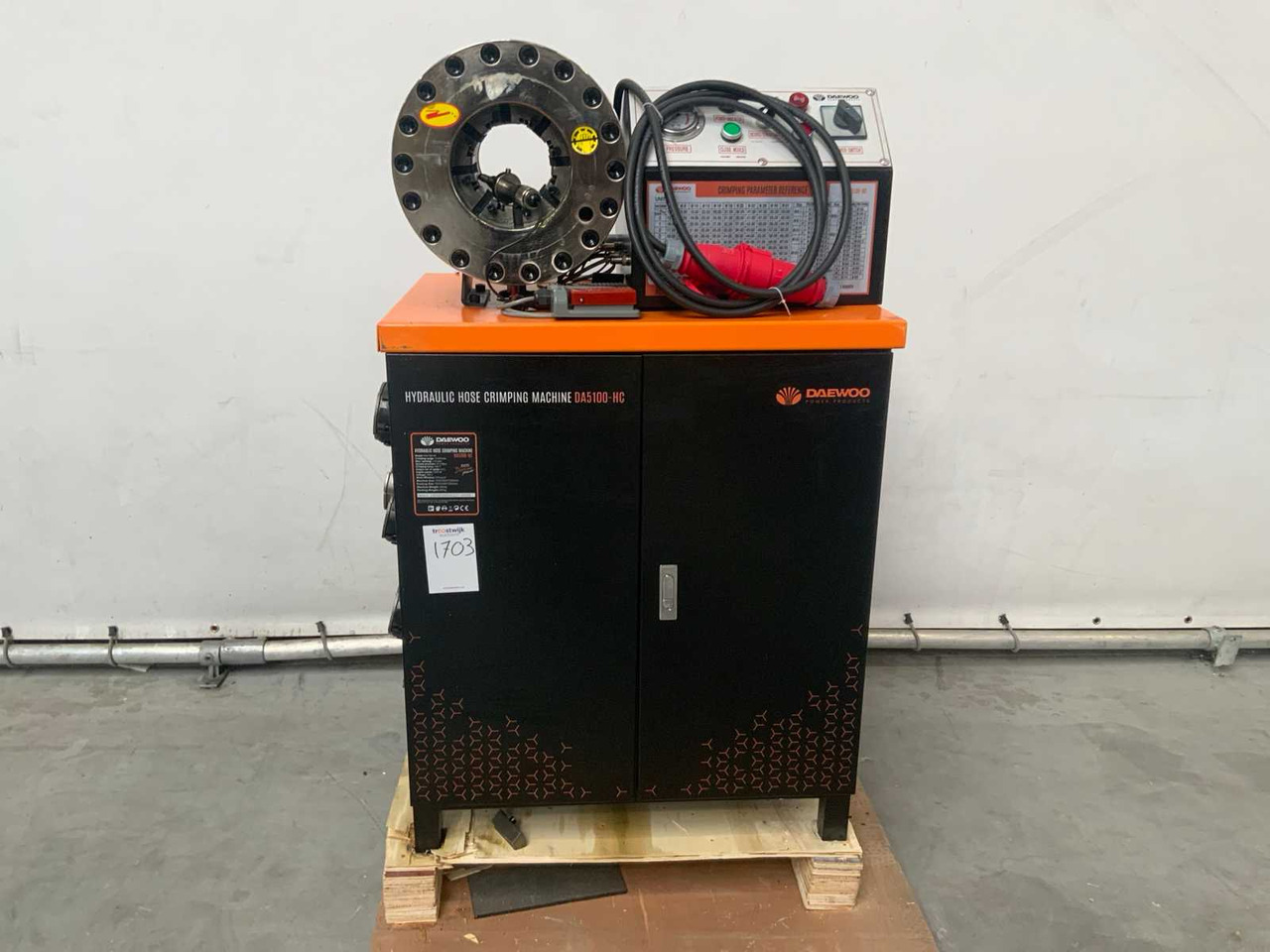 Daewoo DA5100-HC - Utilaje pentru irigaţii: Foto 2 Daewoo DA5100-HC - Utilaje pentru irigaţii: Foto 2