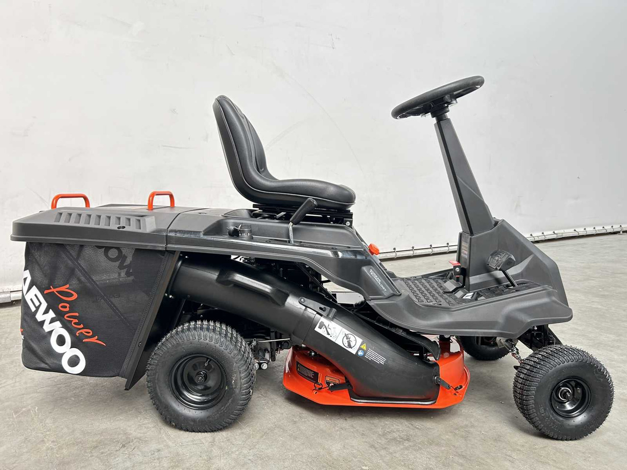 Daewoo DAXRM224 - Maşină de tuns iarba: Foto 2 Daewoo DAXRM224 - Maşină de tuns iarba: Foto 2