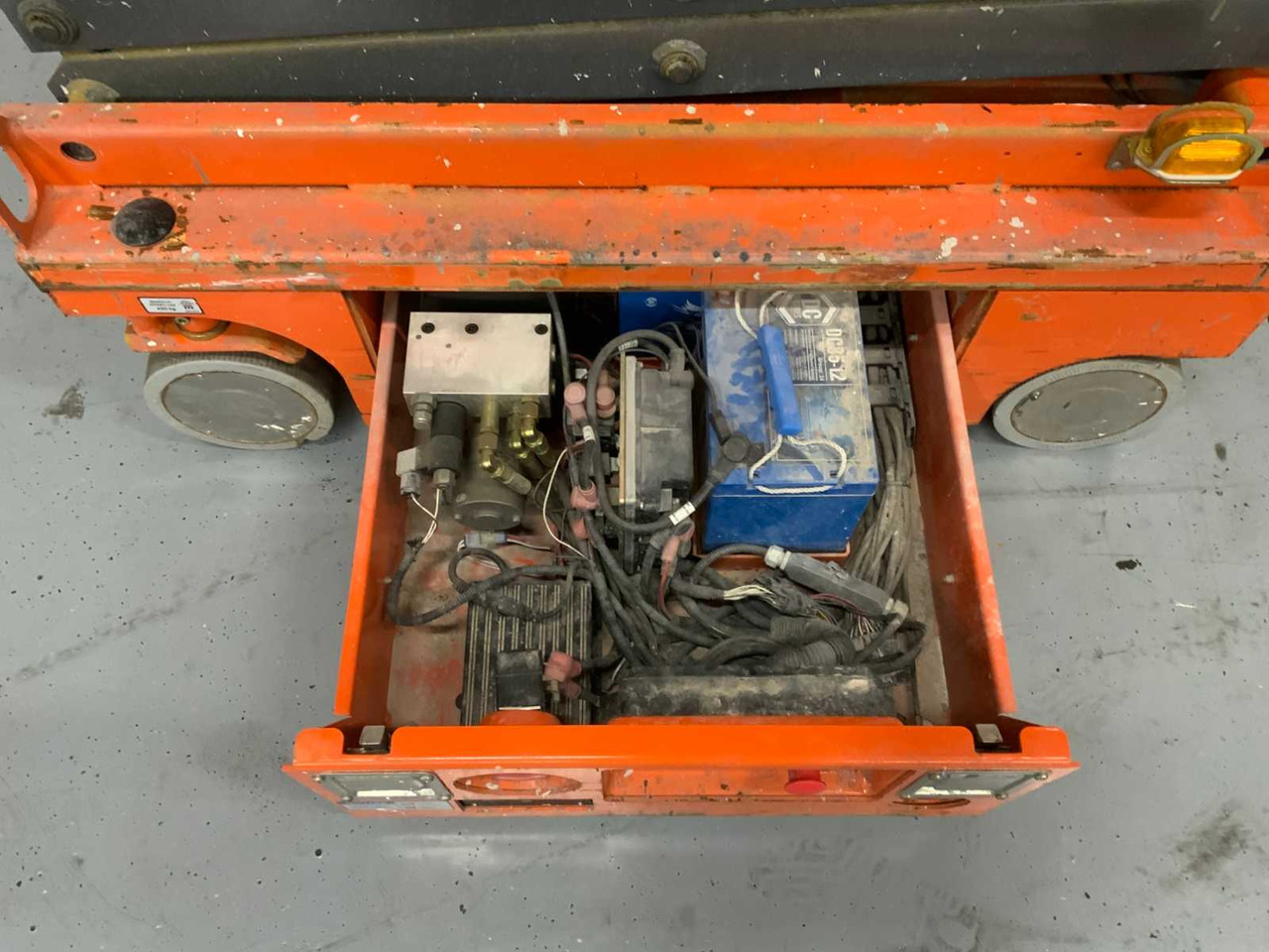 Autopropulsată platformă Dingli JCTP0607DCS: Foto 16