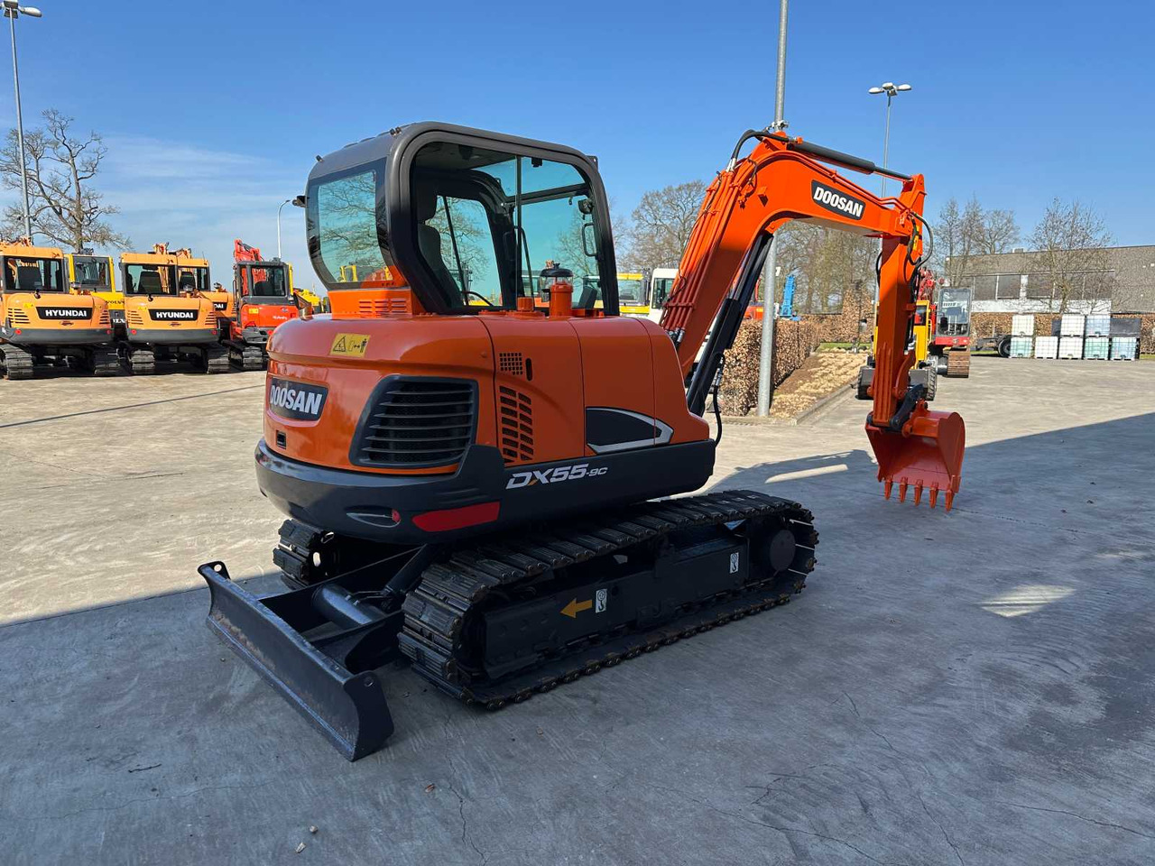 Doosan DX55-9C - Excavator pe şenile: Foto 4 Doosan DX55-9C - Excavator pe şenile: Foto 4