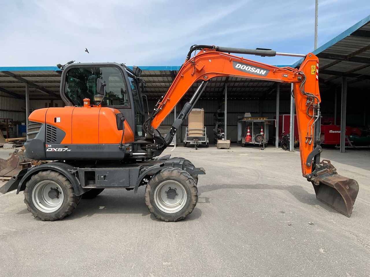 Doosan DX57w - Automacara: Foto 3 Doosan DX57w - Automacara: Foto 3