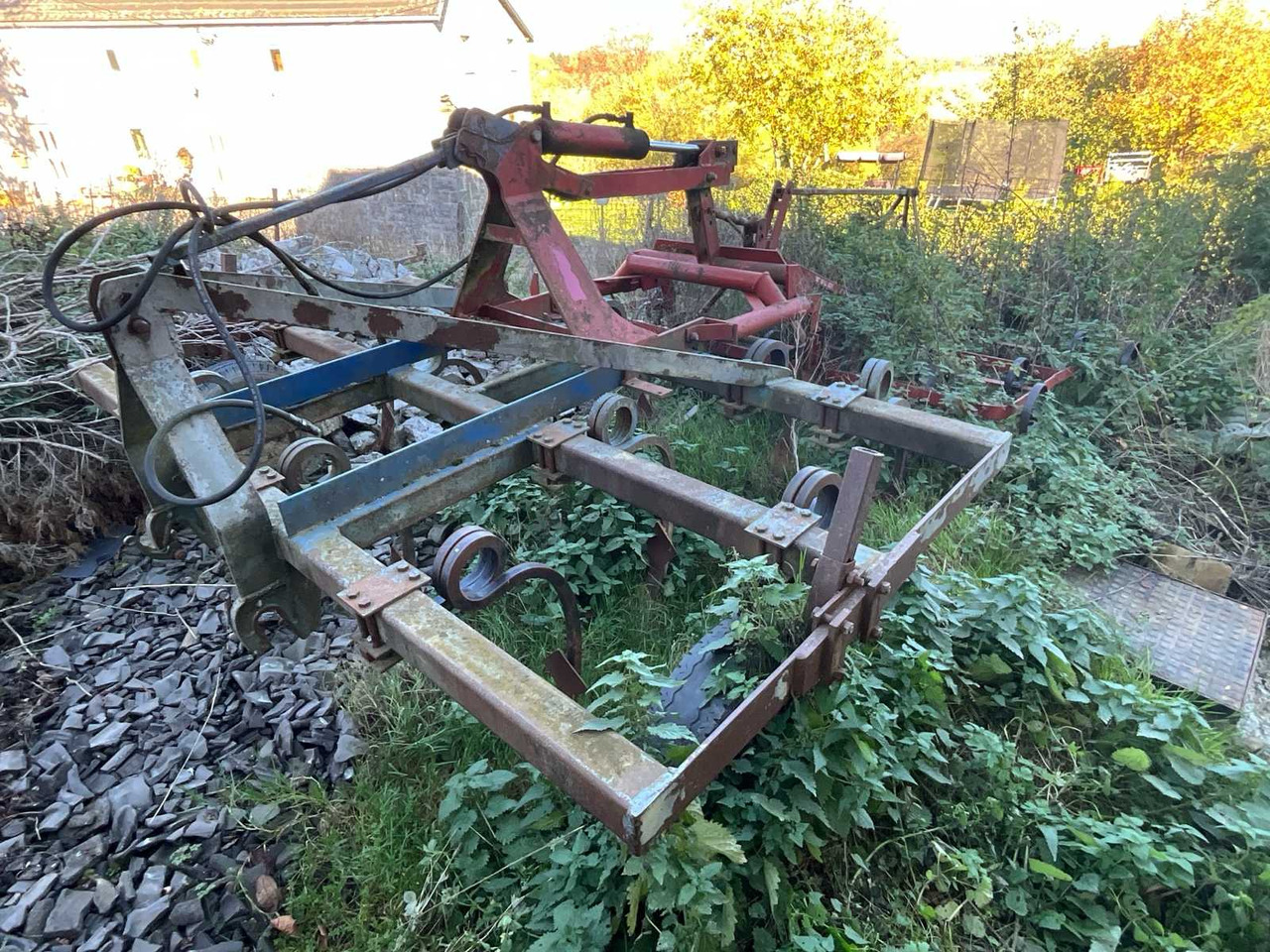 Dual cultivator - Cultivator: Foto 1 Dual cultivator - Cultivator: Foto 1