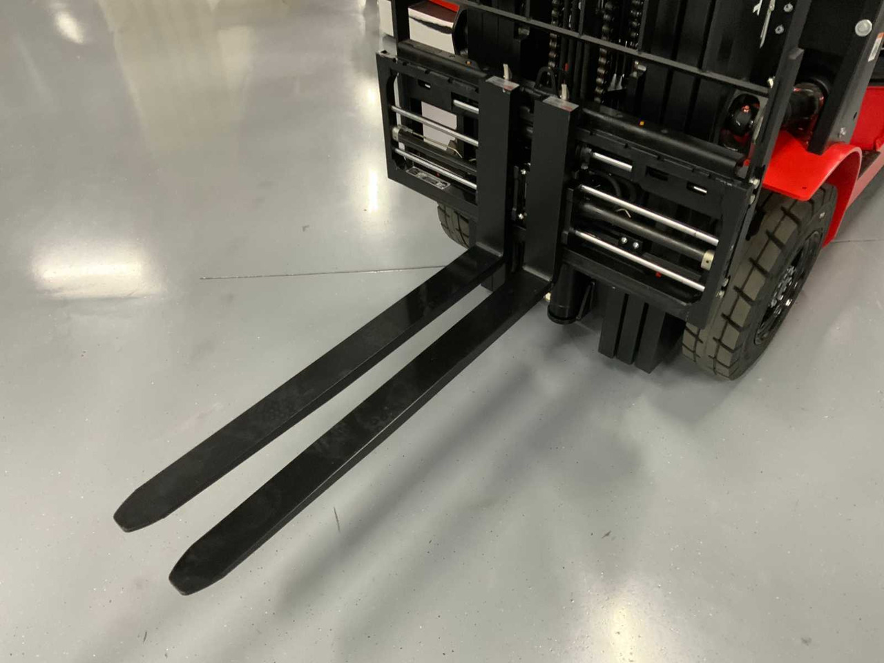 EP - EFL 252 X - FORK POSITIONER, SIDESHIFT, TRIPLEX, FORKLIFT 2025 - Motostivuitor: Foto 3 EP - EFL 252 X - FORK POSITIONER, SIDESHIFT, TRIPLEX, FORKLIFT 2025 - Motostivuitor: Foto 3