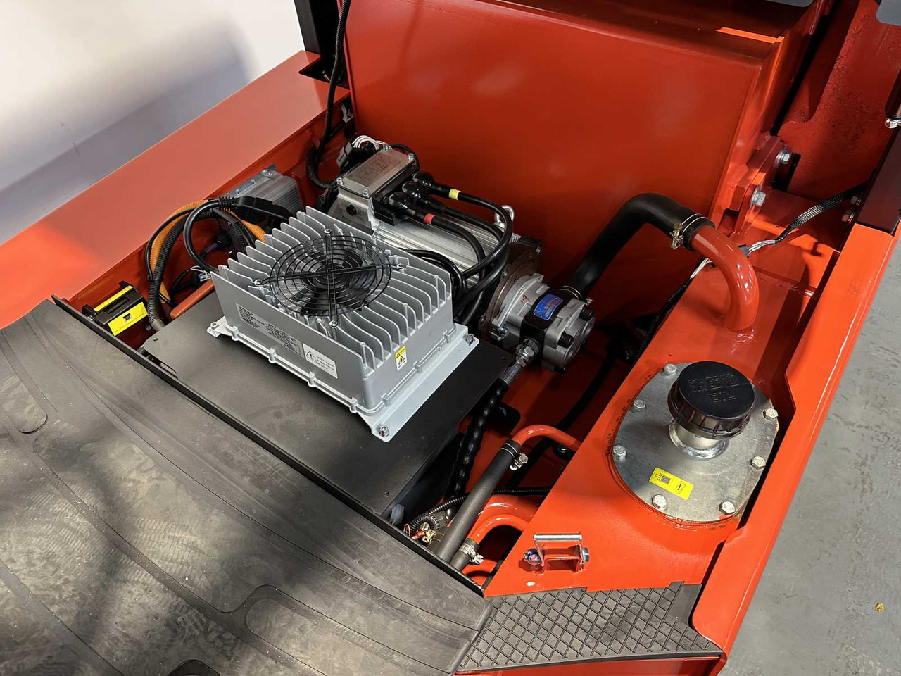 Motostivuitor EP - EFL 252 X - FORK POSITIONER, SIDESHIFT, TRIPLEX, FORKLIFT 2025: Foto 12