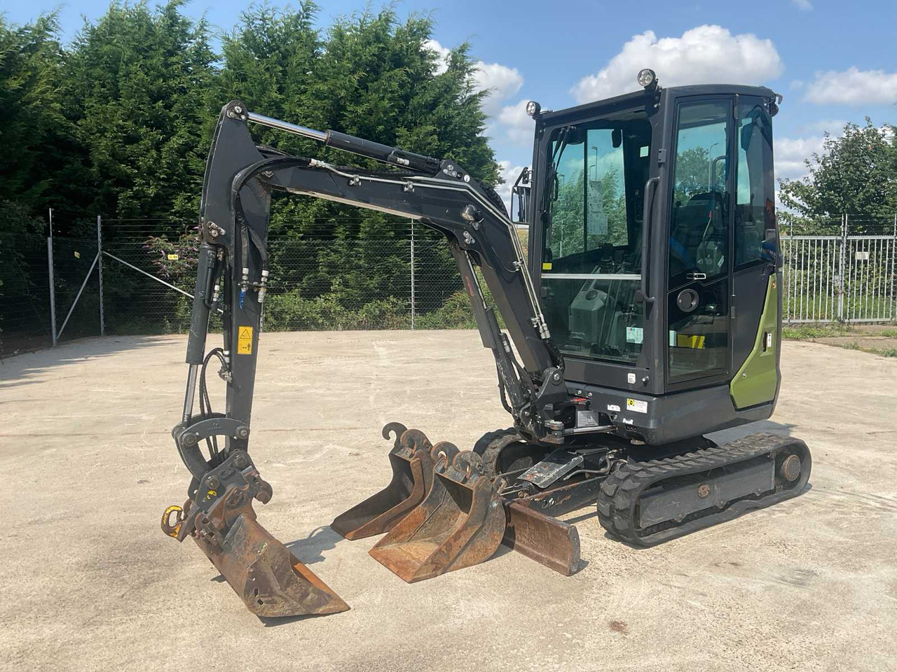 Eurocomach 22SR - Mini excavator: Foto 1 Eurocomach 22SR - Mini excavator: Foto 1