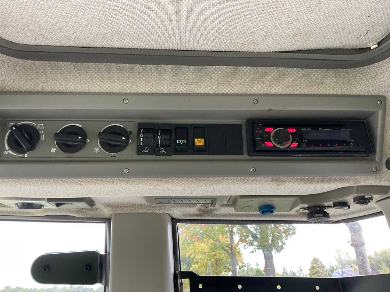 Tractor agricol Fendt 412 Vario TMS: Foto 38 Tractor agricol Fendt 412 Vario TMS: Foto 38