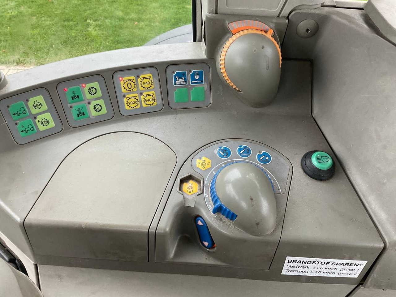 Tractor agricol Fendt 412 Vario TMS: Foto 37 Tractor agricol Fendt 412 Vario TMS: Foto 37