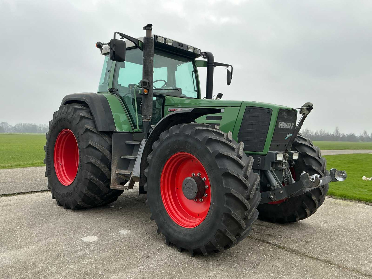 Fendt Favorit 916 - Tractor agricol: Foto 4 Fendt Favorit 916 - Tractor agricol: Foto 4