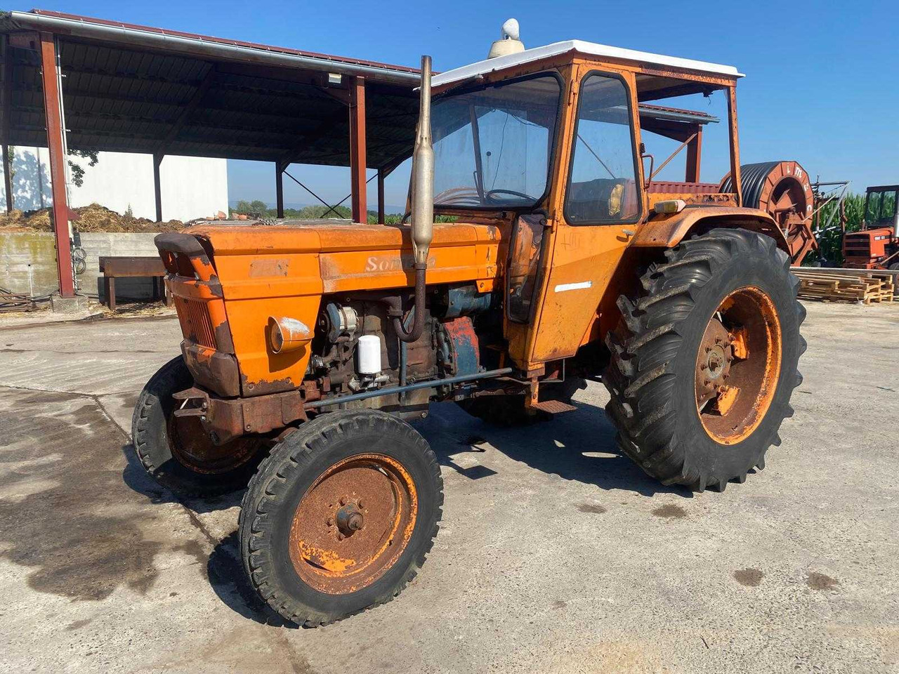 Fiat 750 - Tractor comunal: Foto 1 Fiat 750 - Tractor comunal: Foto 1