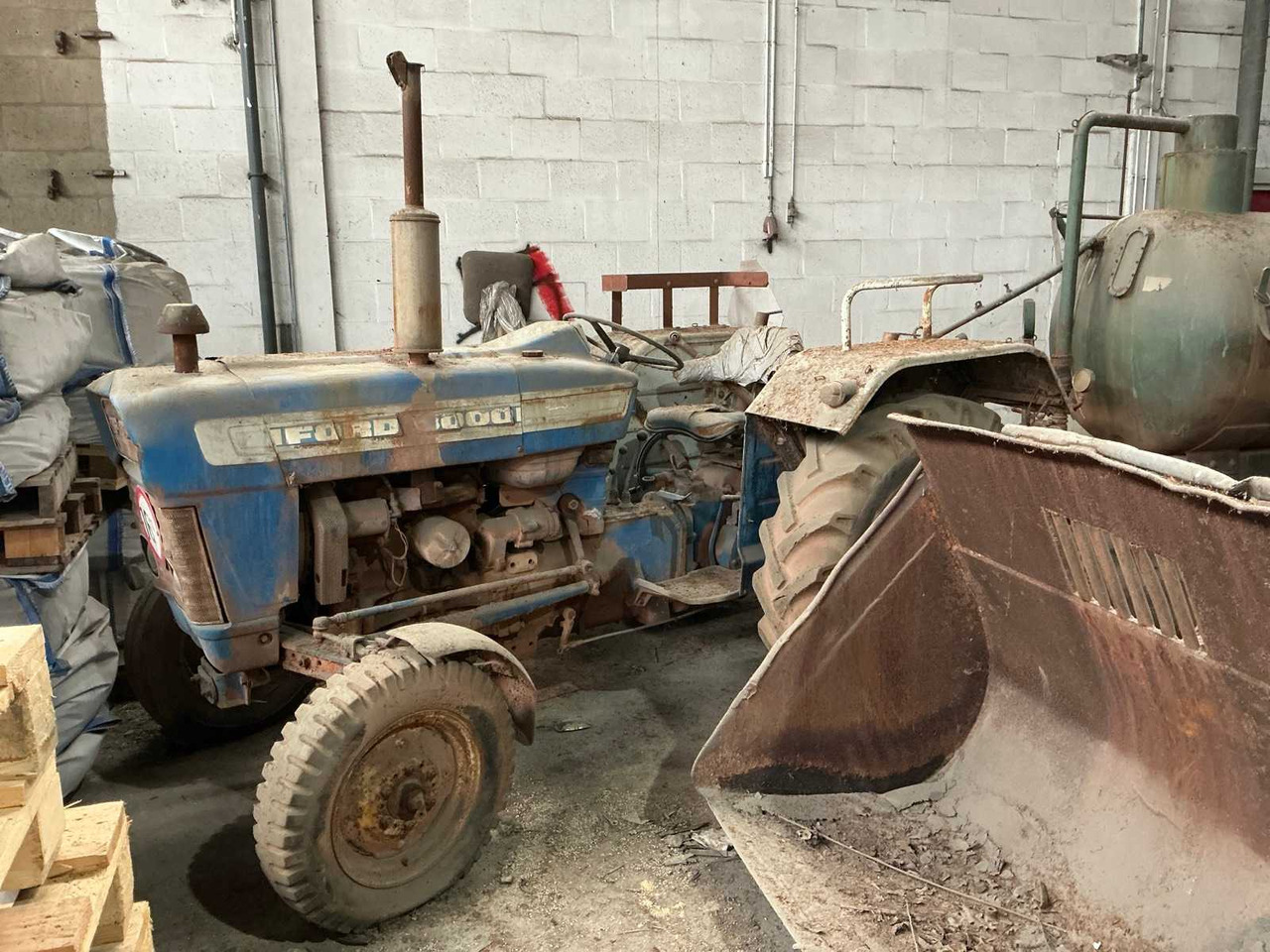 Ford 3000 - Tractor agricol: Foto 2 Ford 3000 - Tractor agricol: Foto 2