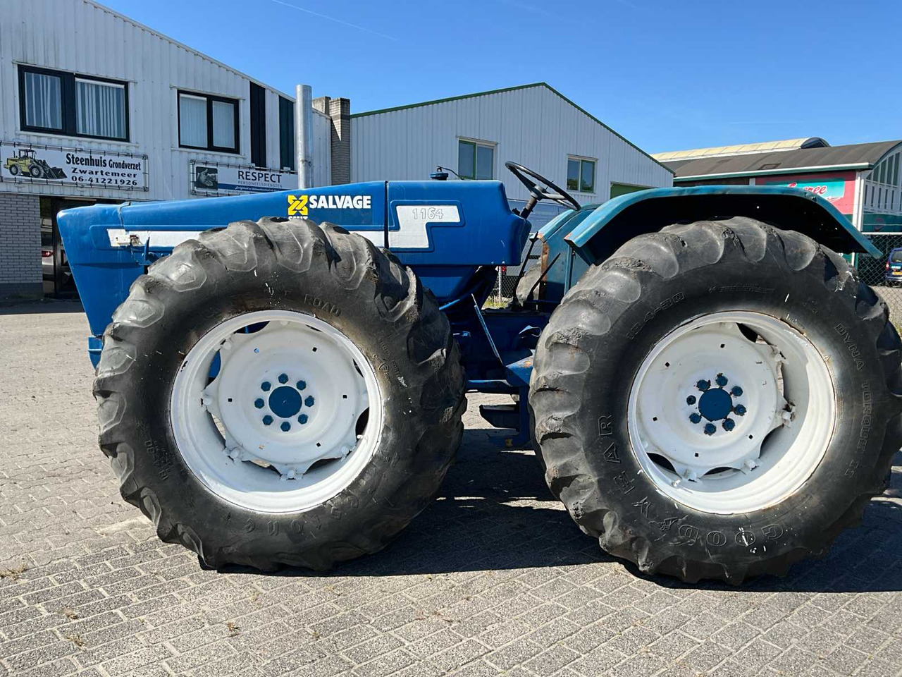 Ford County 1164 - Tractor agricol: Foto 4 Ford County 1164 - Tractor agricol: Foto 4