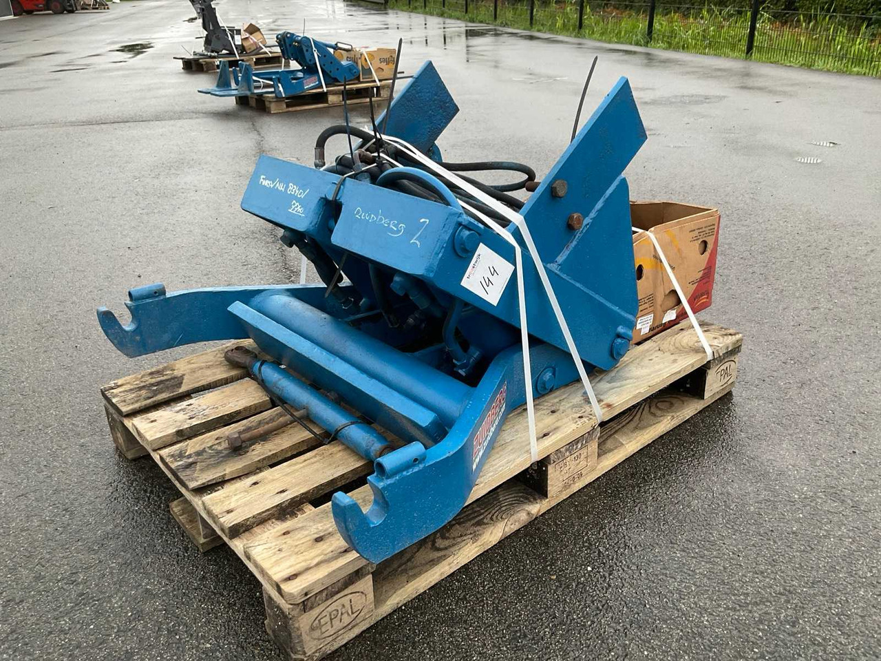 Ford / New Holland 10/40/TW serie Zuidberg - Încarcator frontal pentru tractor: Foto 3 Ford / New Holland 10/40/TW serie Zuidberg - Încarcator frontal pentru tractor: Foto 3