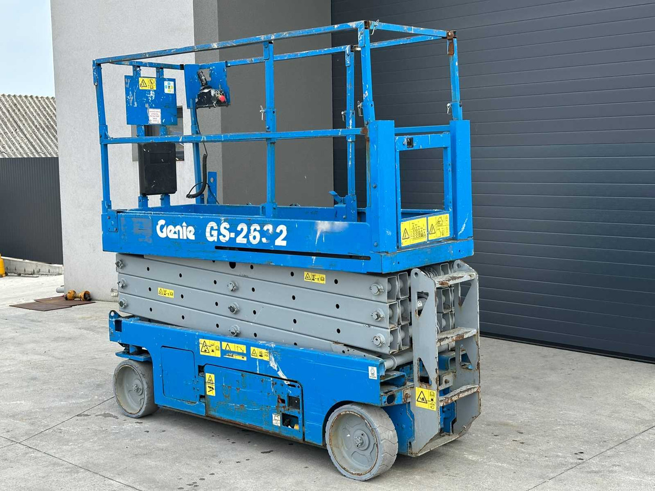 GENIE - GS-2632 - AERIAL WORK PLATFORMS - 2010 - Autopropulsată platformă: Foto 4 GENIE - GS-2632 - AERIAL WORK PLATFORMS - 2010 - Autopropulsată platformă: Foto 4