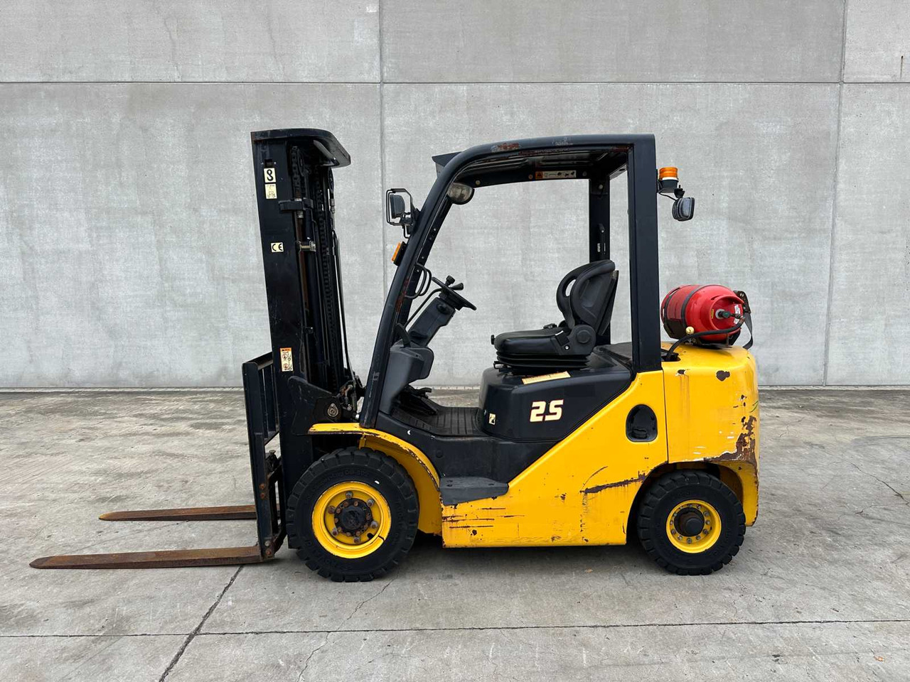 HANGCHA - 2014 - XW22B - FORKLIFT - Motostivuitor: Foto 2 HANGCHA - 2014 - XW22B - FORKLIFT - Motostivuitor: Foto 2