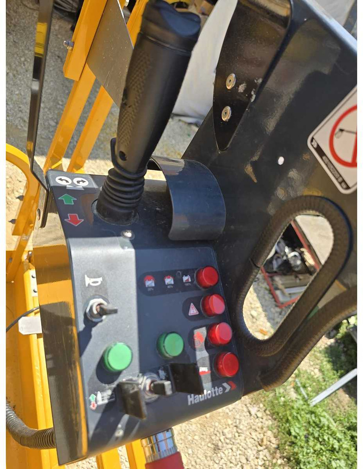 HAULOTTE - Autopropulsată platformă: Foto 2 HAULOTTE - Autopropulsată platformă: Foto 2