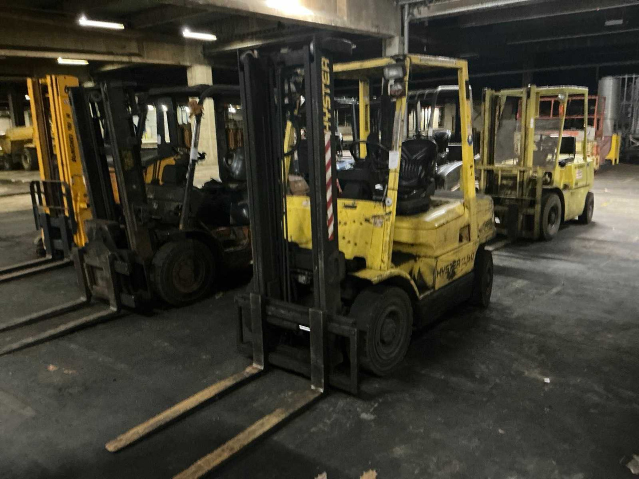 HYSTER H2.50XM FORKLIFT - Motostivuitor: Foto 1 HYSTER H2.50XM FORKLIFT - Motostivuitor: Foto 1