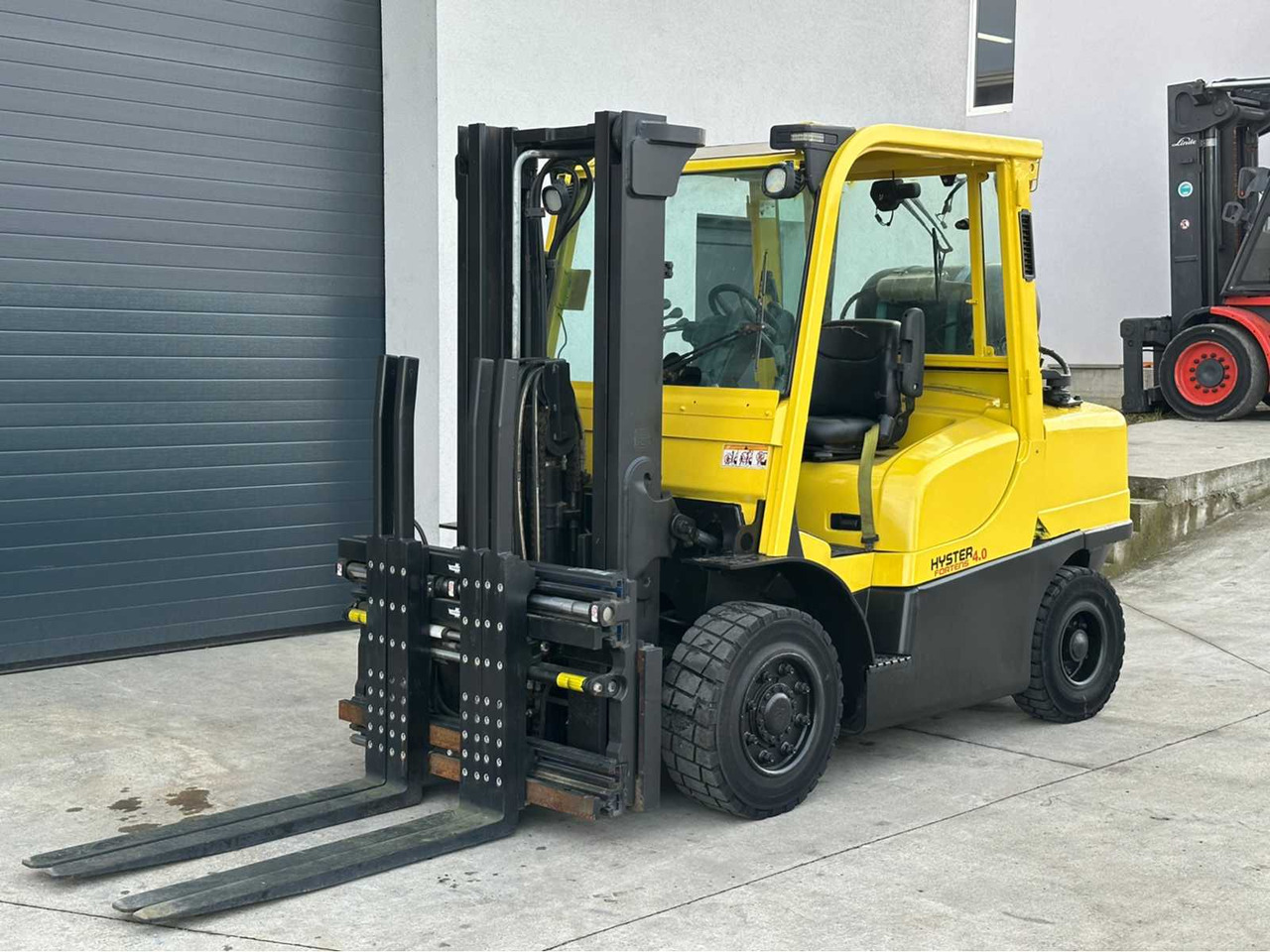 HYSTER - H4.0FT - FORKLIFT TRUCKS - 2010 - Motostivuitor: Foto 1 HYSTER - H4.0FT - FORKLIFT TRUCKS - 2010 - Motostivuitor: Foto 1
