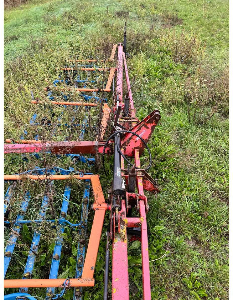 Hatzenbichler - Maşină pentru prelucrarea solului: Foto 4 Hatzenbichler - Maşină pentru prelucrarea solului: Foto 4