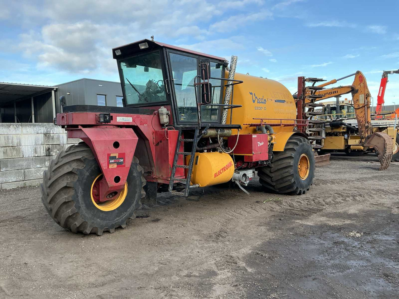 Horsch 9600D - Maşină de împrăştiat gunoi de grajd: Foto 1 Horsch 9600D - Maşină de împrăştiat gunoi de grajd: Foto 1