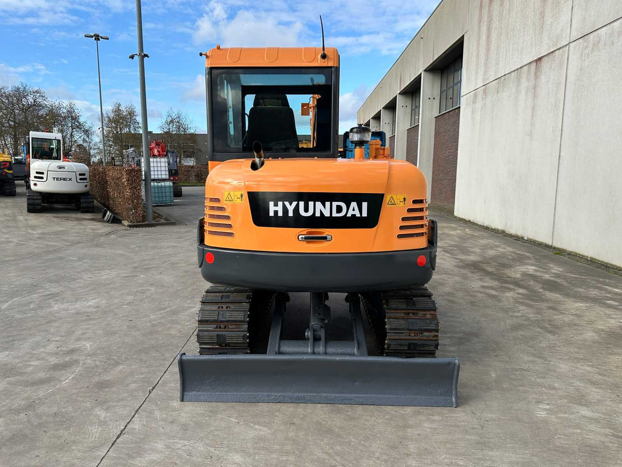 Hyundai R60VS - Excavator pe şenile: Foto 5 Hyundai R60VS - Excavator pe şenile: Foto 5