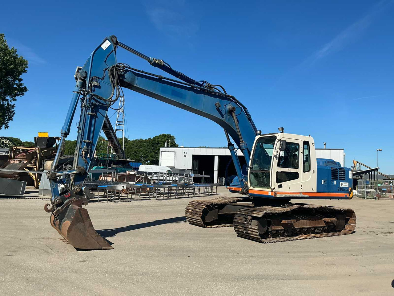 Hyundai Robex 210LC-74 - Excavator pe şenile: Foto 1 Hyundai Robex 210LC-74 - Excavator pe şenile: Foto 1