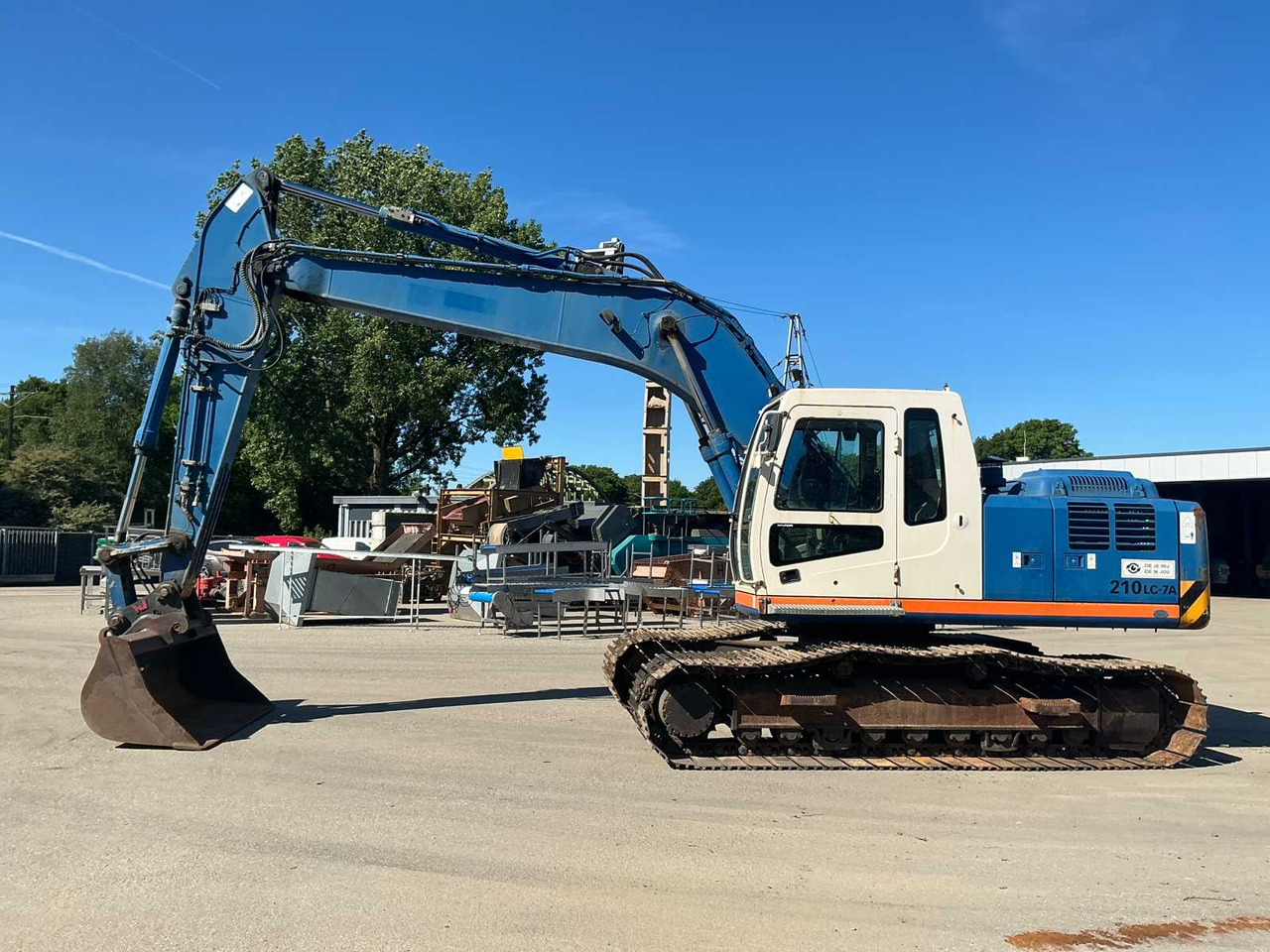 Hyundai Robex 210LC-74 - Excavator pe şenile: Foto 4 Hyundai Robex 210LC-74 - Excavator pe şenile: Foto 4