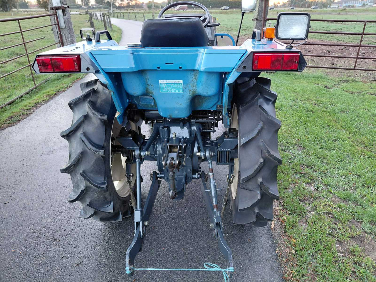 Iseki TA207 - Tractor mic: Foto 4 Iseki TA207 - Tractor mic: Foto 4