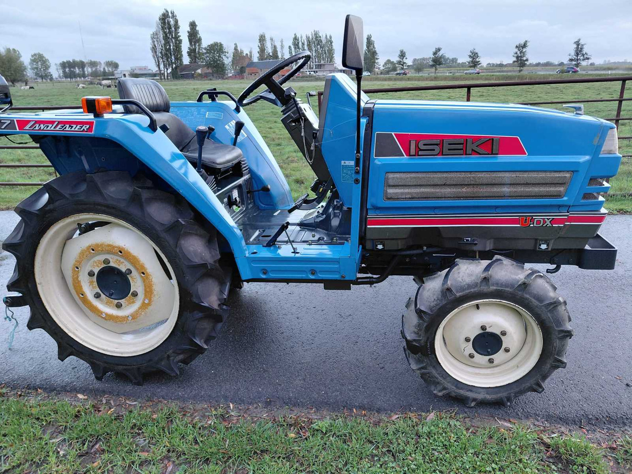 Iseki TA207 - Tractor mic: Foto 3 Iseki TA207 - Tractor mic: Foto 3