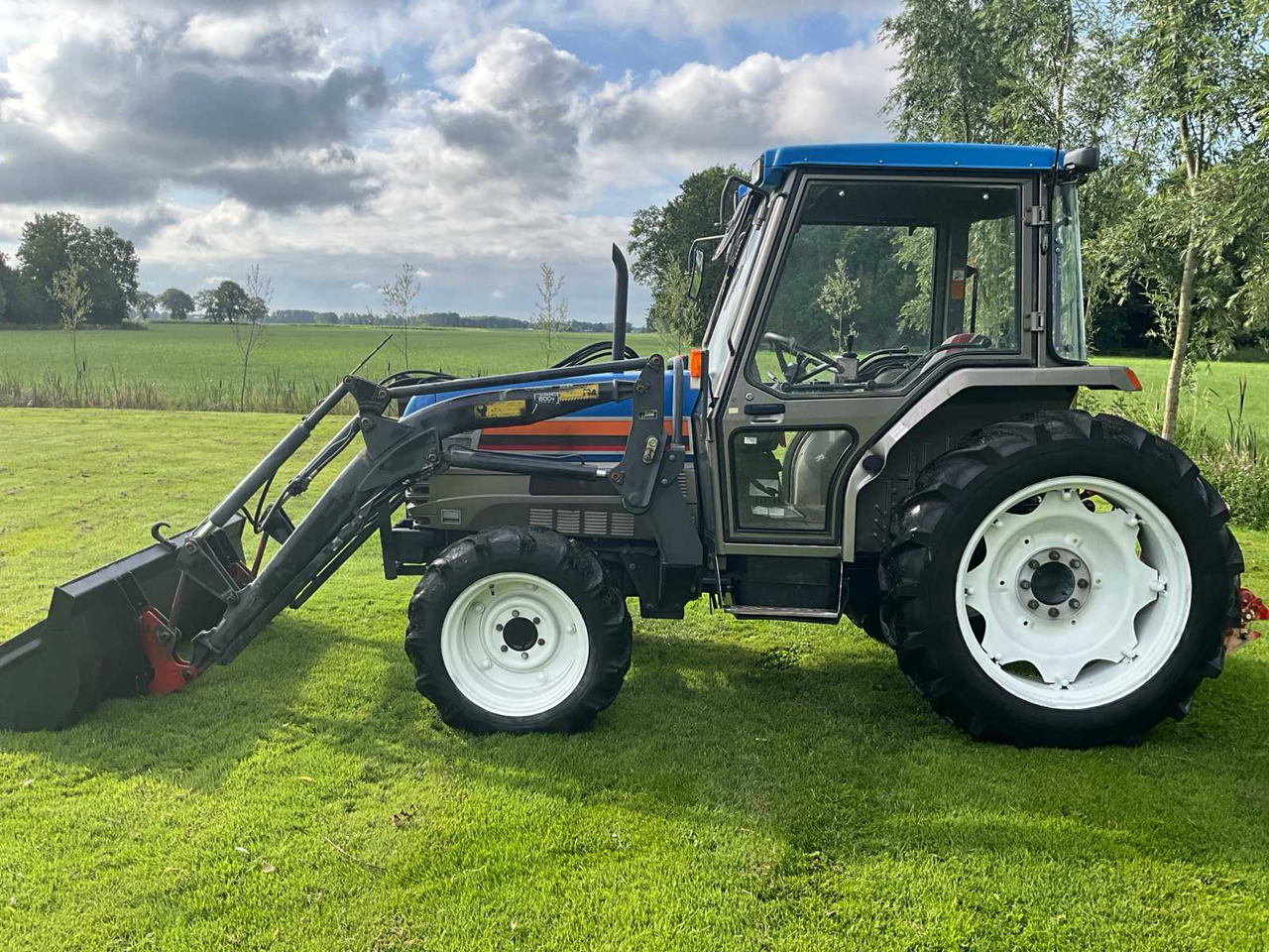 Iseki TF53F - 4WD - Tractor mic: Foto 5 Iseki TF53F - 4WD - Tractor mic: Foto 5