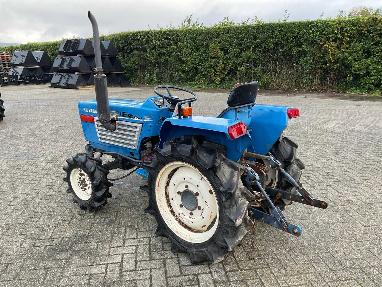 Iseki TU1700 - Tractor mic: Foto 2 Iseki TU1700 - Tractor mic: Foto 2